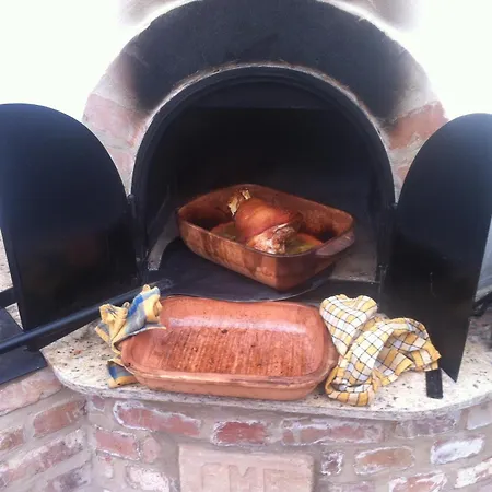 Bibic Vendeghazak Guest house