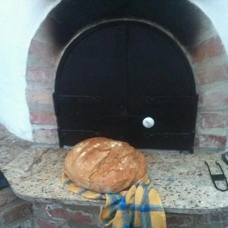 Bibic Vendeghazak Konukevi