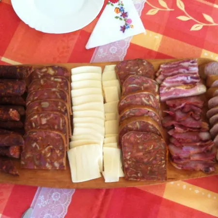 Konukevi Bibic Vendeghazak