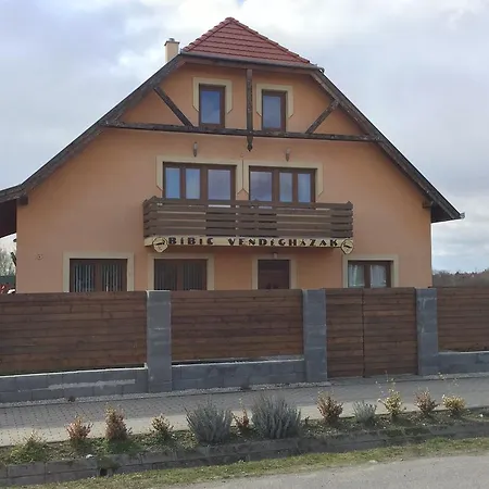 Bibic Vendeghazak Guest house Nagybajom