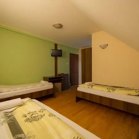 Bibic Vendeghazak Penzion 3*