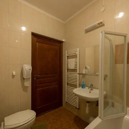 Bibic Vendeghazak