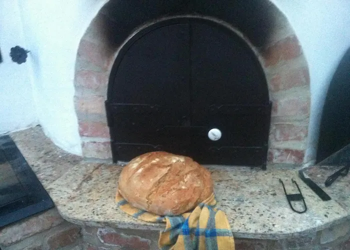 Bibic Vendeghazak Konukevi